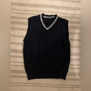uniqlo navy sweater vest size small NEW